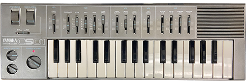 Yamaha CS-01 keyboard